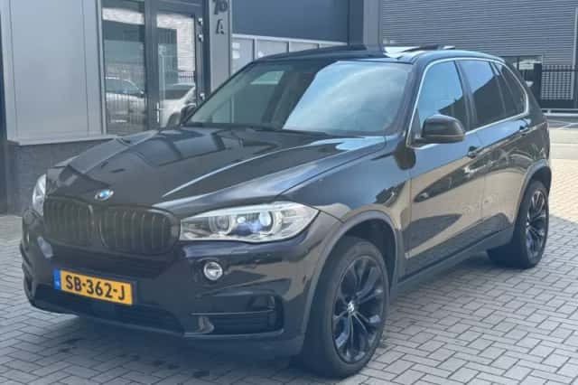 BMW X5 (2014) thumbnail 1