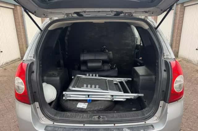 Chevrolet Captiva (2010) thumbnail 5