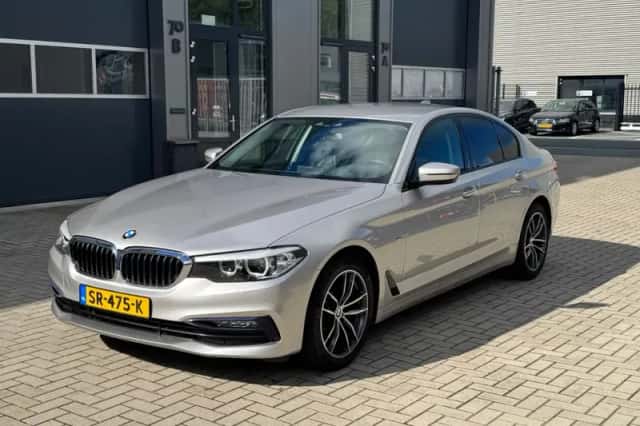 BMW 5-Serie (2018) thumbnail 1