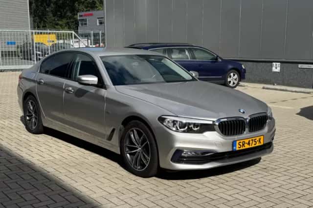 BMW 5-Serie (2018) thumbnail 2