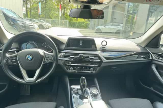 BMW 5-Serie (2018) thumbnail 6