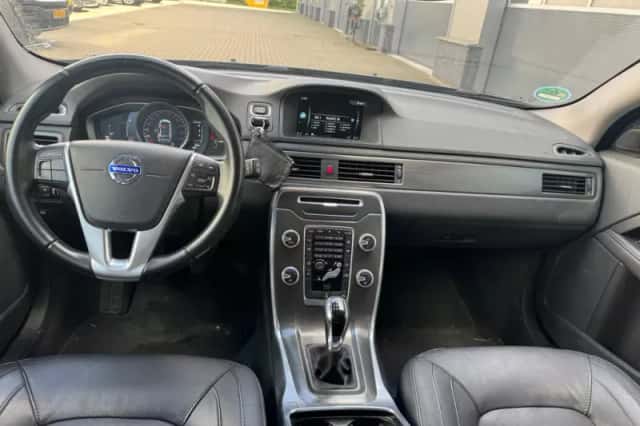 Volvo V70 (2015) thumbnail 5