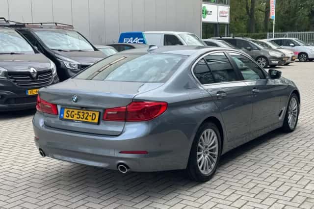 BMW 5-Serie (2018) thumbnail 3