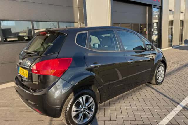 Kia VENGA (2019) thumbnail 4