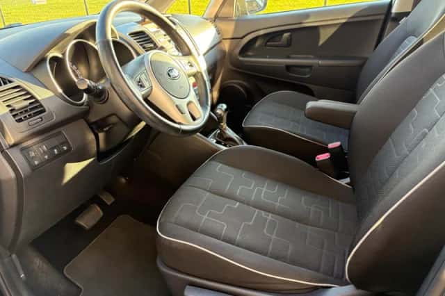 Kia VENGA (2019) thumbnail 5