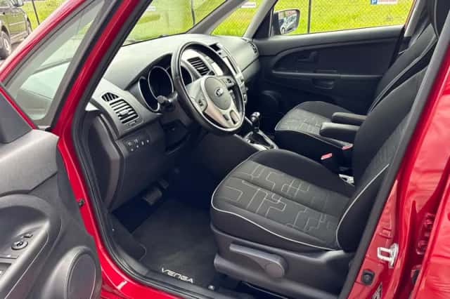 Kia VENGA (2018) thumbnail 5
