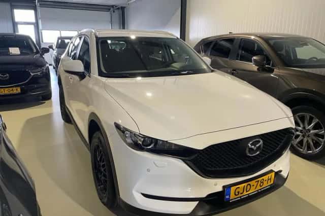 Mazda CX-5 (2017) thumbnail 3