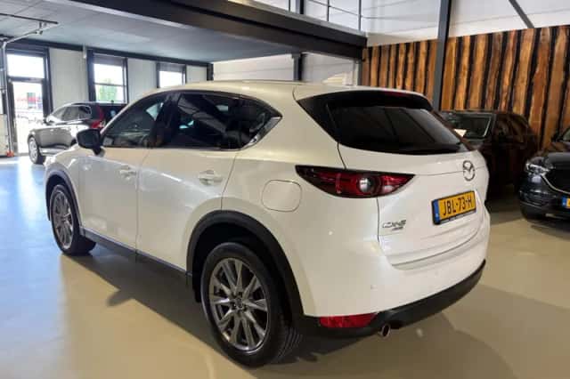 Mazda CX-5 (2019) thumbnail 2
