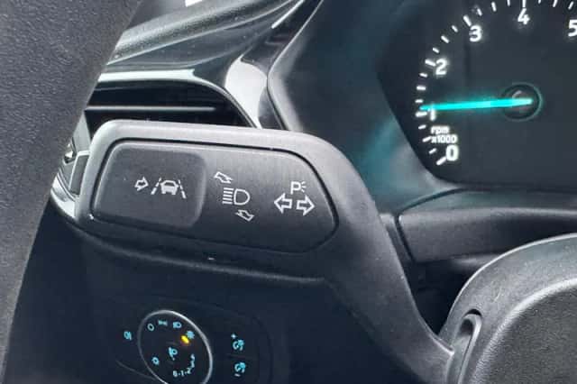 Ford Fiesta (2018) thumbnail 4