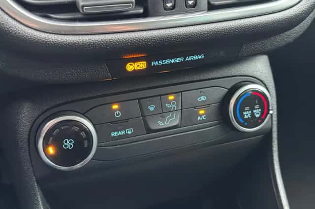 Ford Fiesta (2018) thumbnail 6