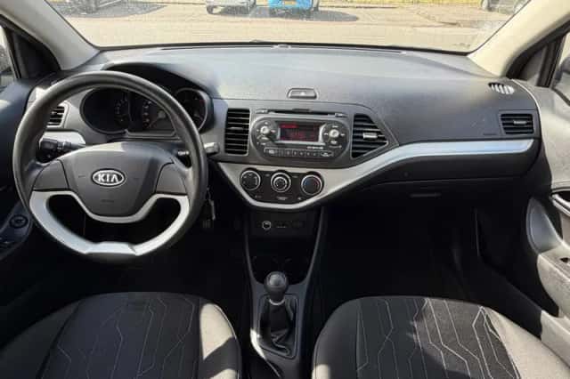 Kia Picanto (2011) thumbnail 4