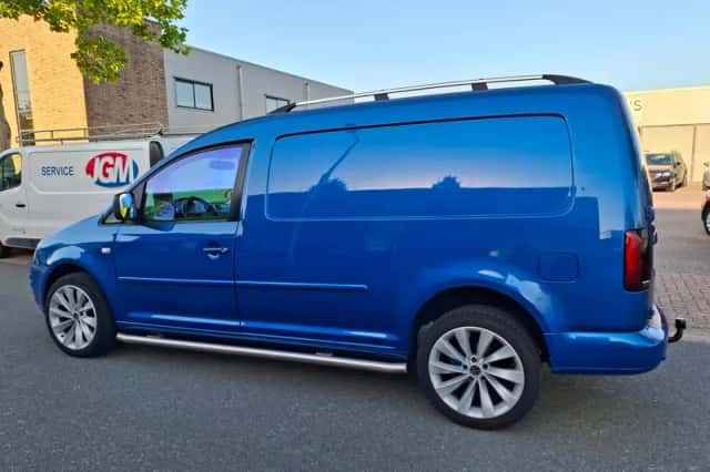 Volkswagen Caddy (2009) thumbnail 5