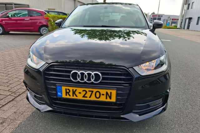 Audi A1 (2017) thumbnail 2