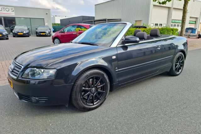 Audi A4 (2003) thumbnail 3