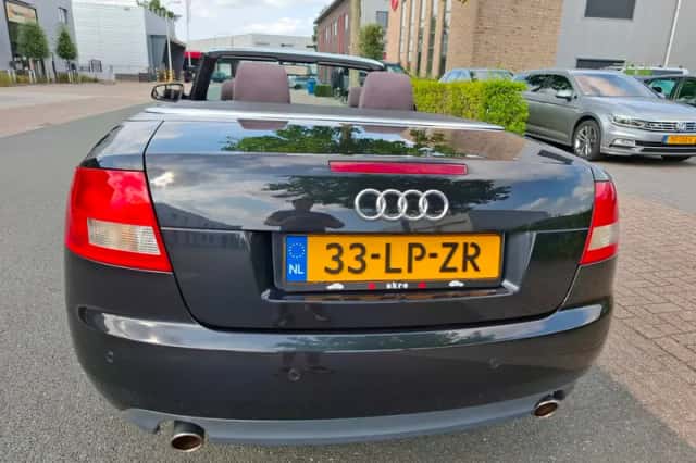 Audi A4 (2003) thumbnail 6