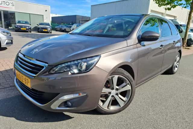 Peugeot 308 (2014) thumbnail 1