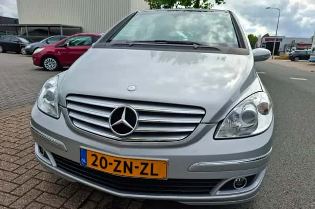 Mercedes-Benz B-Klasse (2008) thumbnail 2