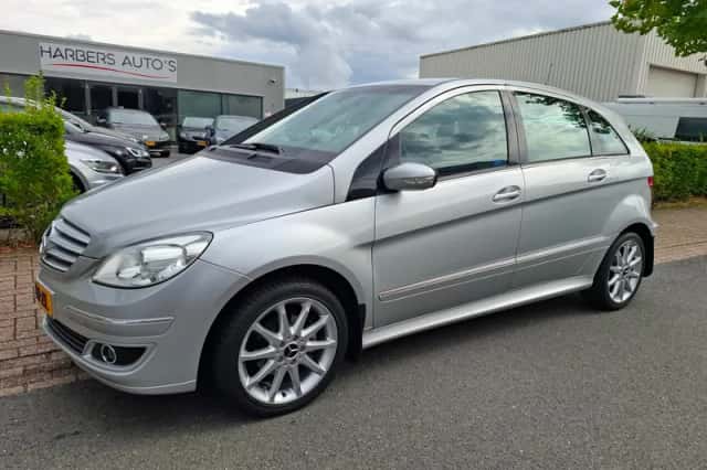 Mercedes-Benz B-Klasse (2008) thumbnail 3