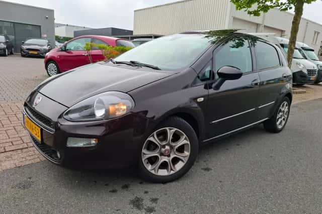 Fiat Punto Evo (2013) thumbnail 1