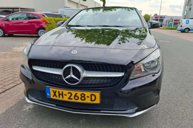 Mercedes-Benz CLA-Klasse (2018) thumbnail 2