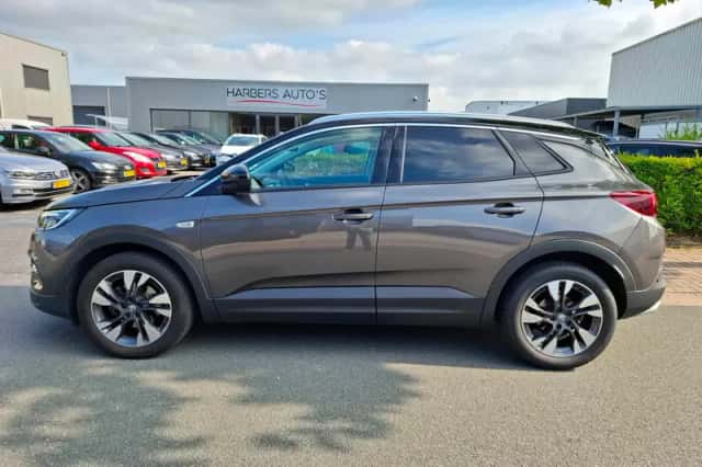 Opel Grandland (2020) thumbnail 4
