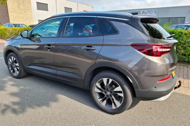Opel Grandland (2020) thumbnail 5