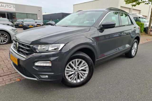 Volkswagen T-Roc (2020) thumbnail 1