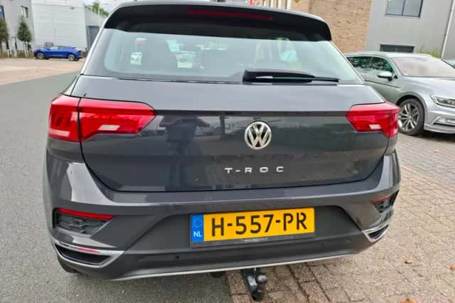 Volkswagen T-Roc (2020) thumbnail 6