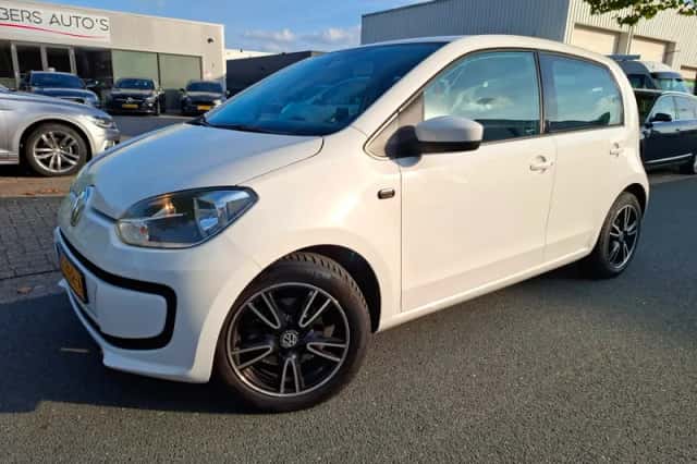 Volkswagen Up! (2012) thumbnail 1