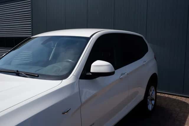 BMW X3 (2015) thumbnail 3