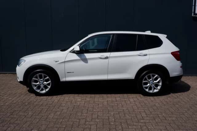 BMW X3 (2015) thumbnail 5