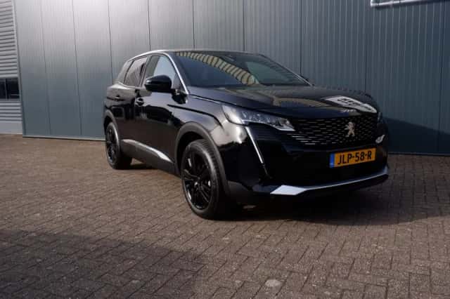 Peugeot 3008 (2024) thumbnail 2
