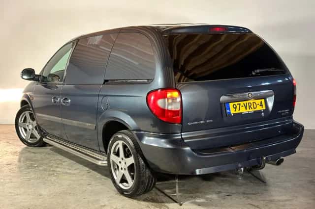 Chrysler Voyager (2008) thumbnail 2