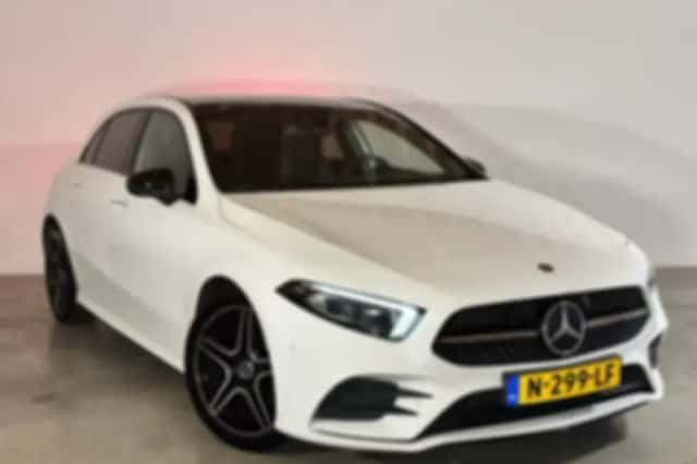 Mercedes-Benz A-Klasse (2018) thumbnail 2