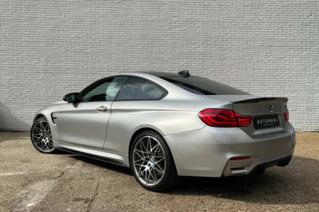 BMW M4 (2017) thumbnail 6