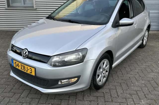 Volkswagen Polo (2012) thumbnail 2