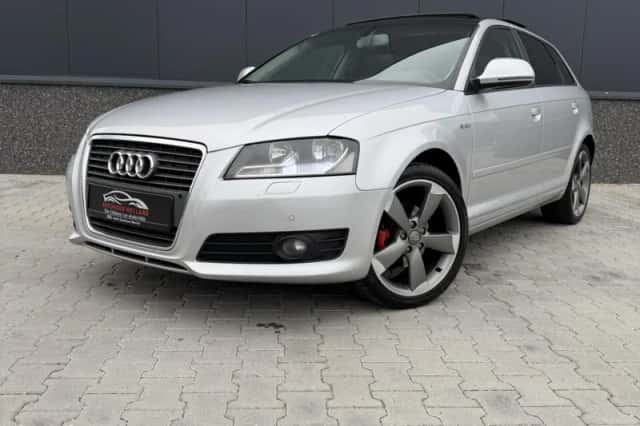 Audi A3 (2009) thumbnail 3