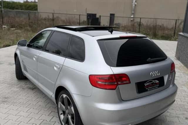 Audi A3 (2009) thumbnail 6