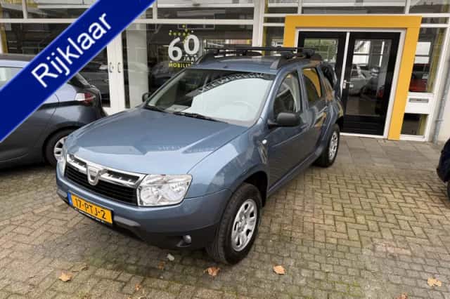 Dacia Duster (2011) thumbnail 1