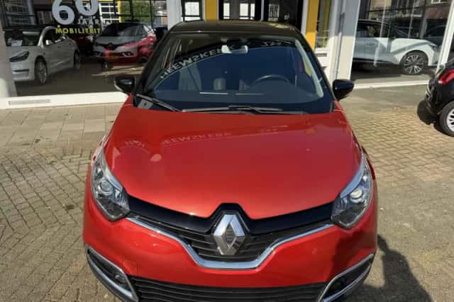 Renault Captur (2016) thumbnail 6