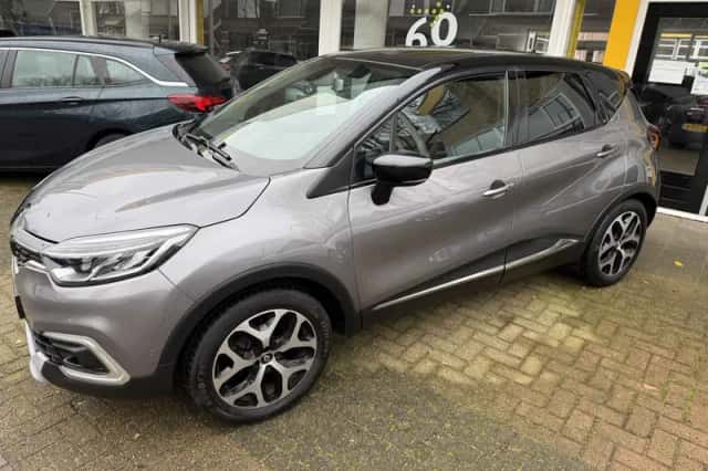 Renault Captur (2019) thumbnail 2