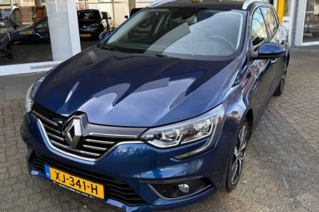 Renault Mégane (2019) thumbnail 2