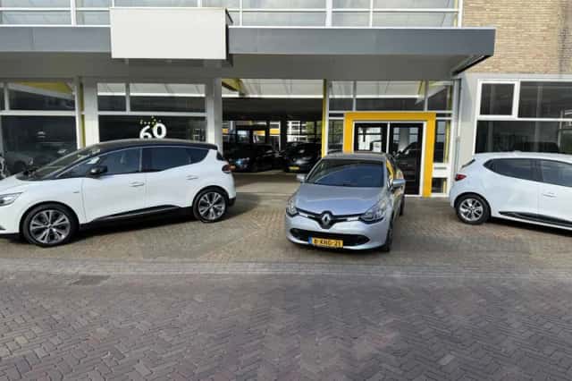 Renault Clio (2014) thumbnail 6