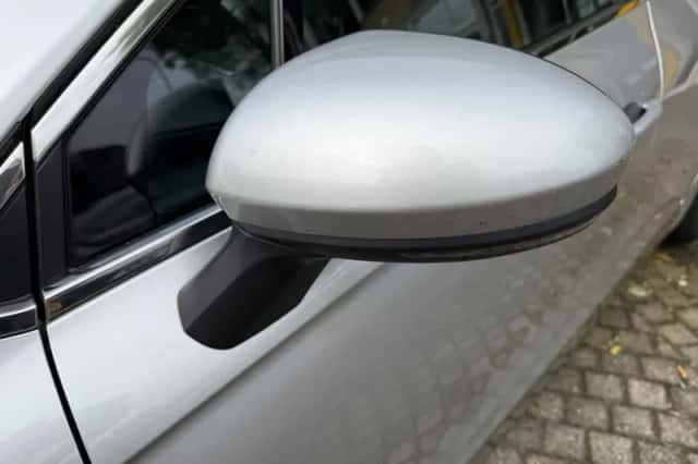 Renault Clio (2020) thumbnail 4