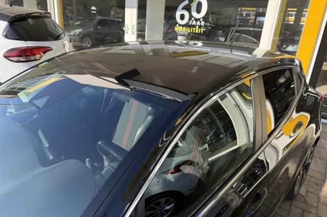 Renault Clio (2021) thumbnail 5