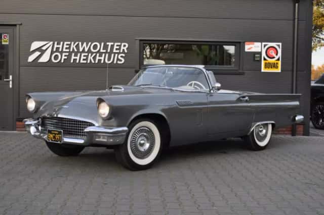 Ford Thunderbird (1957) thumbnail 1