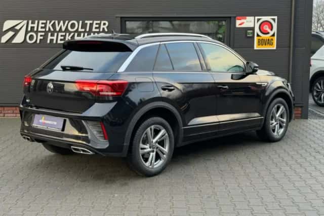 Volkswagen T-Roc (2023) thumbnail 6