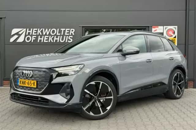 Volvo XC40 (2022) thumbnail 2