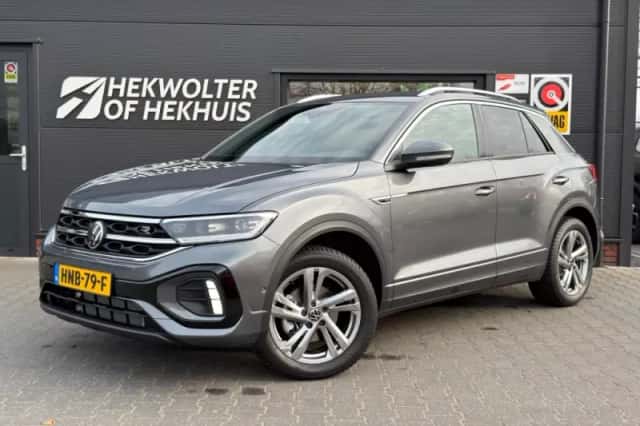 Volkswagen T-Roc (2024) thumbnail 1