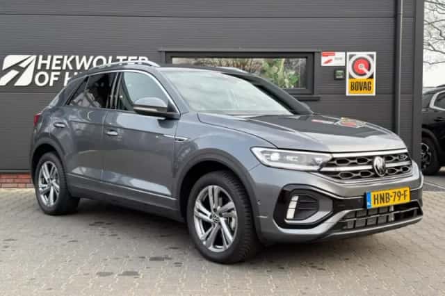Volkswagen T-Roc (2024) thumbnail 5